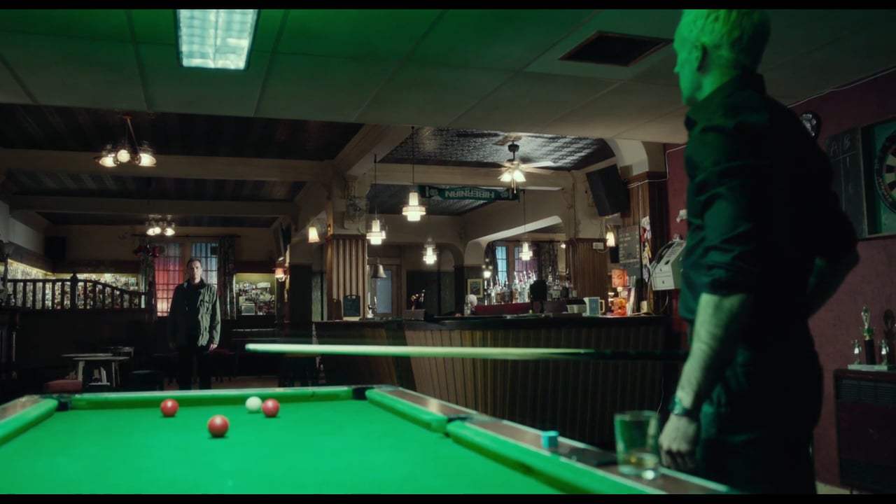T2: Trainspotting (2017) - Sunshine Pub Reunion Screen Capture #1