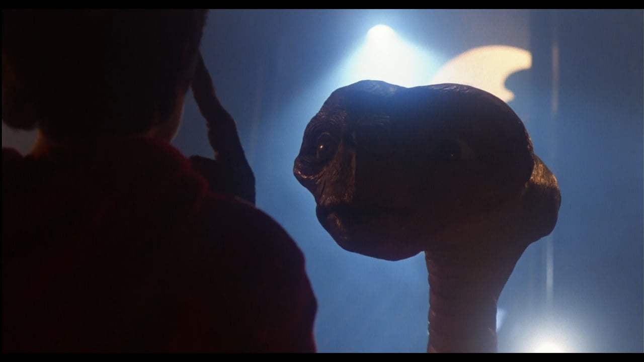 E.T.: The Extra-Terrestrial 4K Trailer (1982) Screen Capture #3