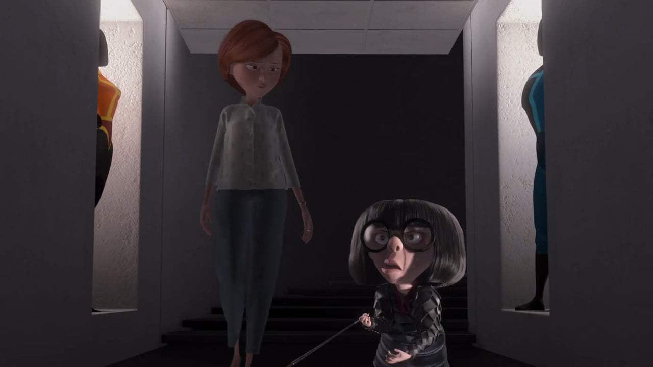 The Incredibles Viral - Edna Mode Retrospective (2004) Screen Capture #3