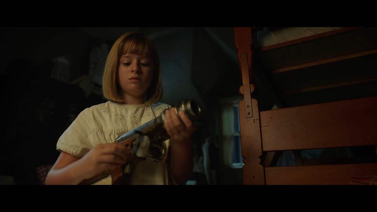 Annabelle: Creation (2017) - Toy Gun Screen Capture #1