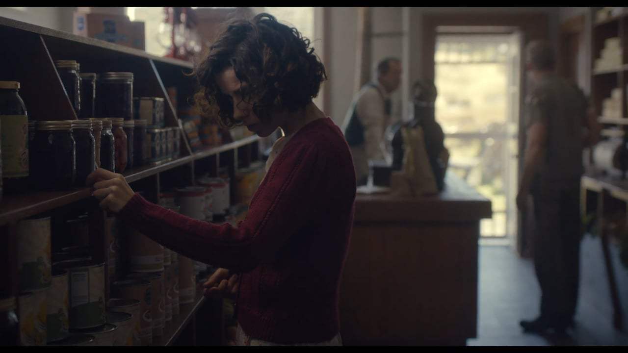 Maudie (2017) - Grocery Store Screen Capture #2