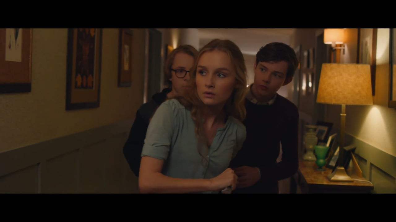 Better Watch Out (2017) - Don't Leave Us Alone Screen Capture #2