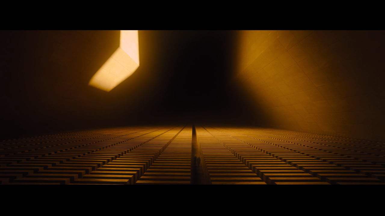 Blade Runner 2049 Featurette - Luv (2017) Screen Capture #2
