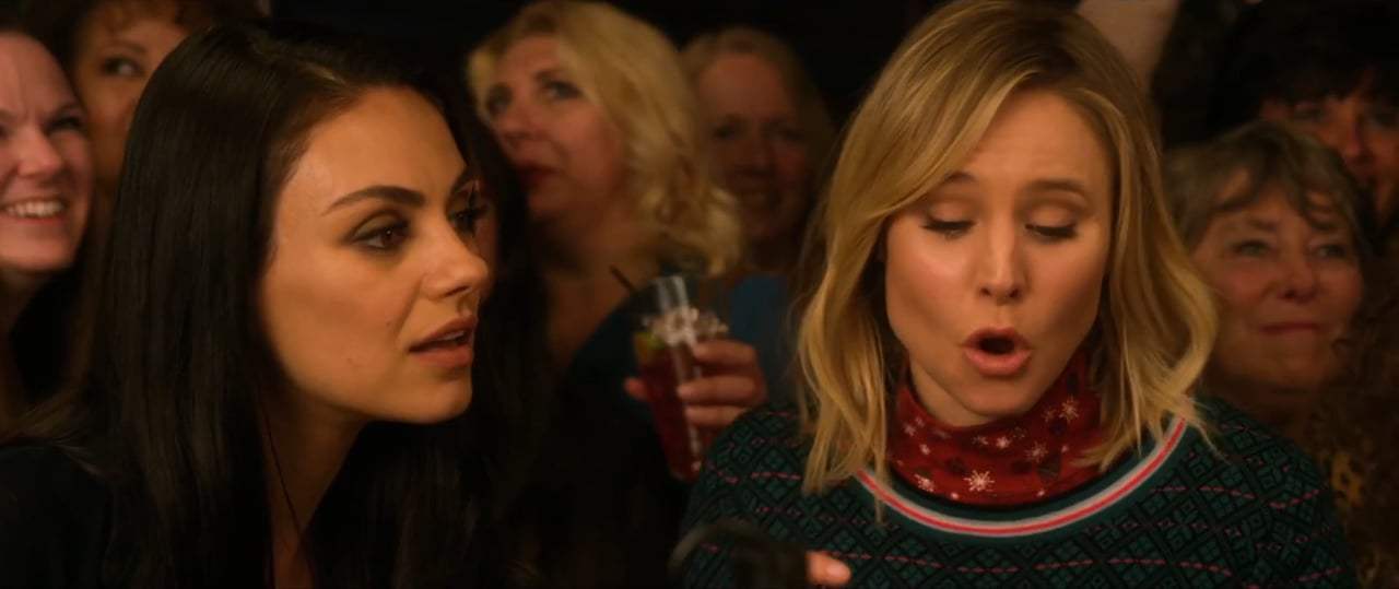 A Bad Mom's Christmas (2017) - First Date With Santa Number 2 Screen Capture #3
