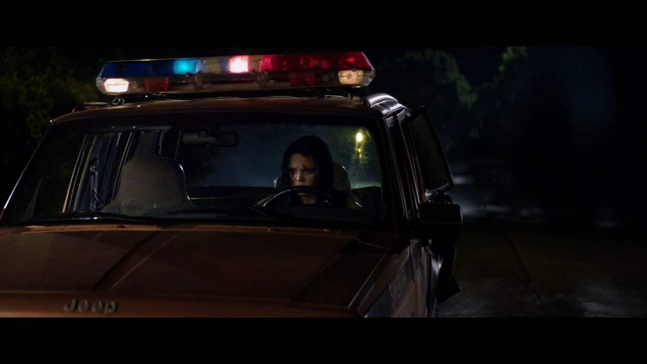 Strangers: Prey at Night Trailer (2018) Screen Capture #1