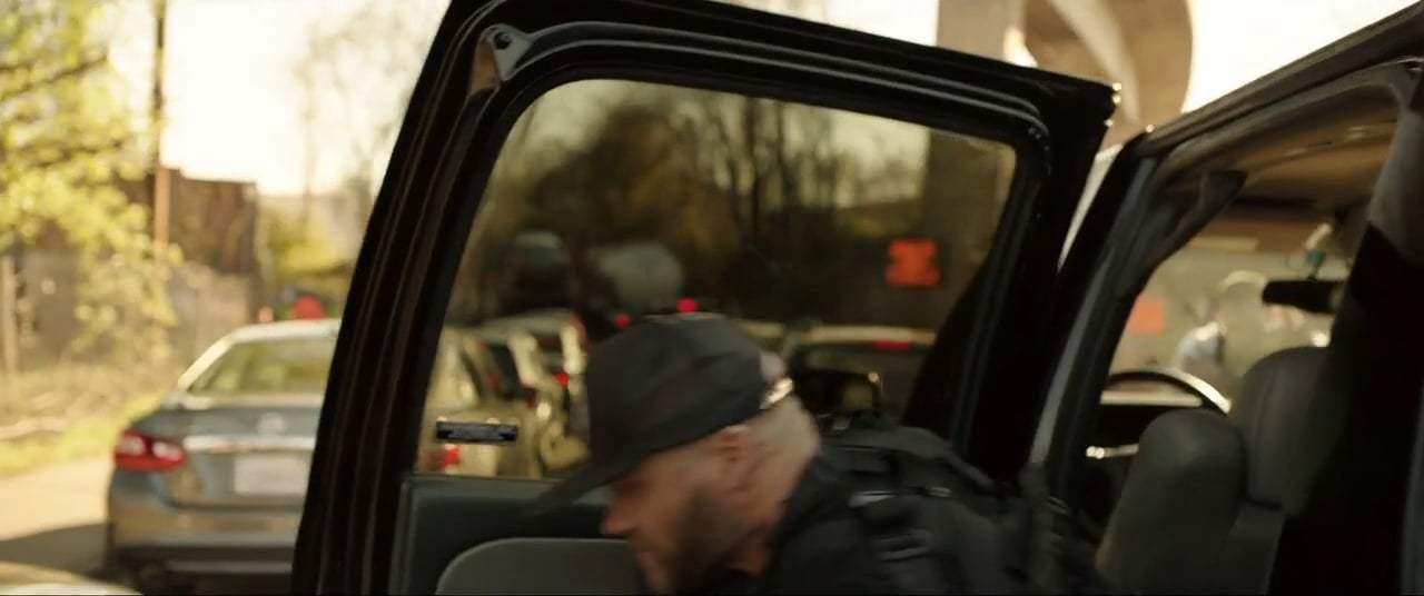 Den of Thieves (2018) - We Got 'Em Pinched Screen Capture #4