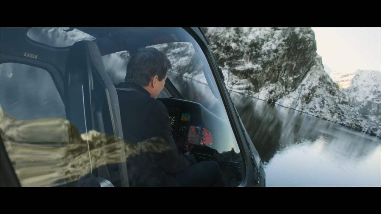 Mission: Impossible - Fallout Featurette - Helicopter Stunt (2018) Screen Capture #4