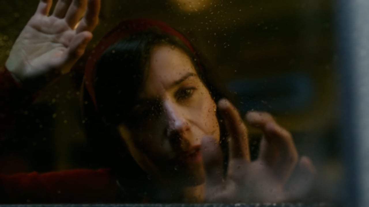 The Shape of Water TV Spot - Embrace (2017) Screen Capture #2