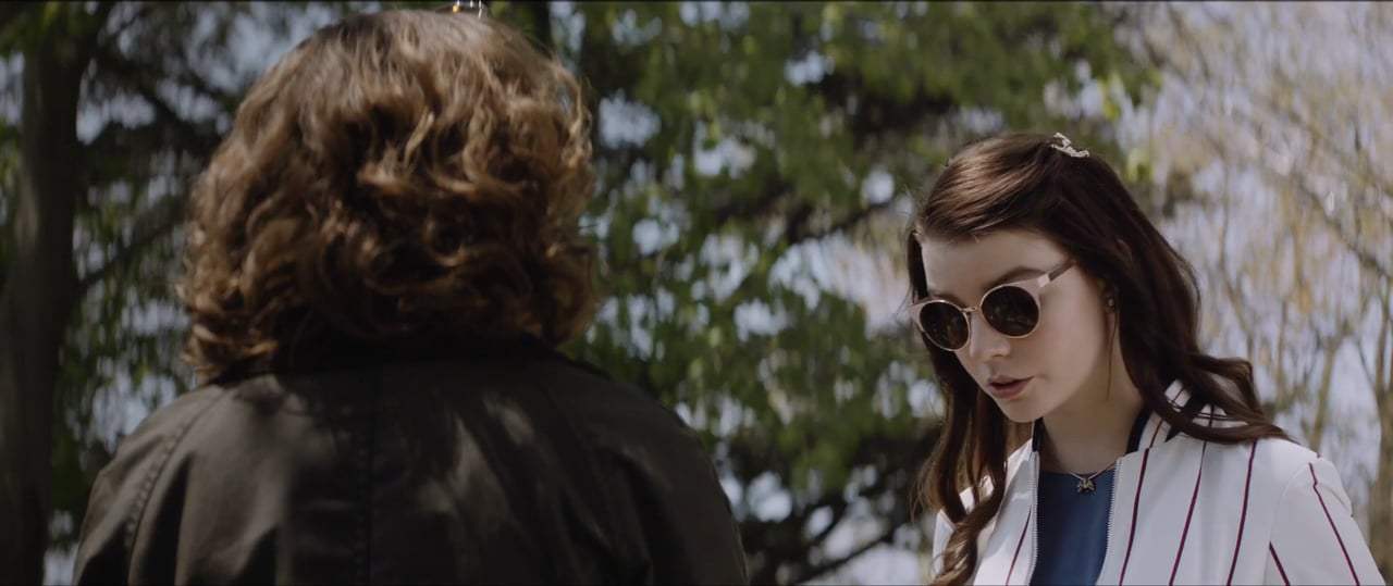 Thoroughbreds (2017) - We Should Do It Screen Capture #2