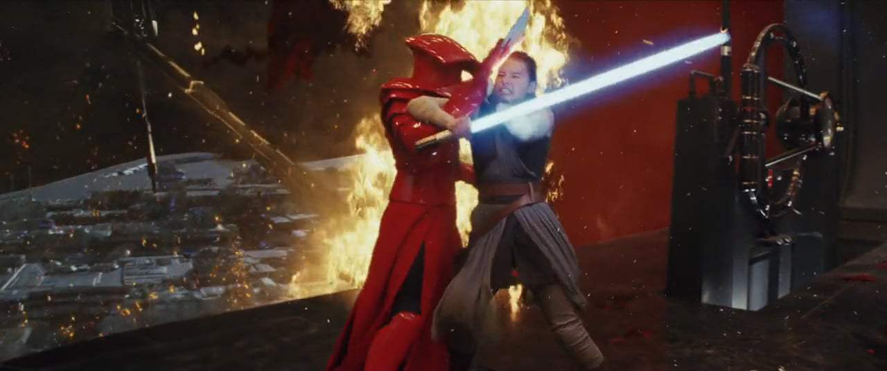 Star Wars: Episode VIII - The Last Jedi (2017) - Throne Room Battle Screen Capture #3
