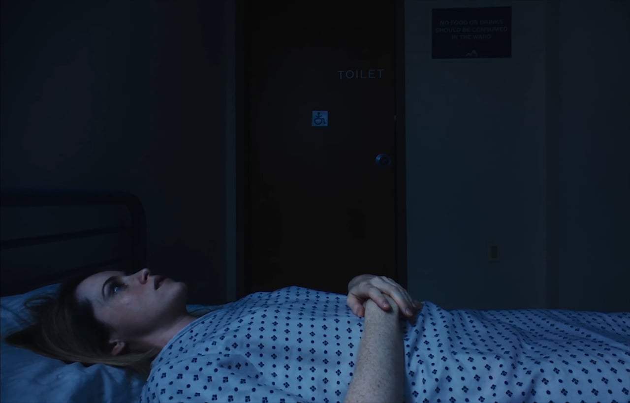 Unsane (2018) - Violet Screen Capture #2