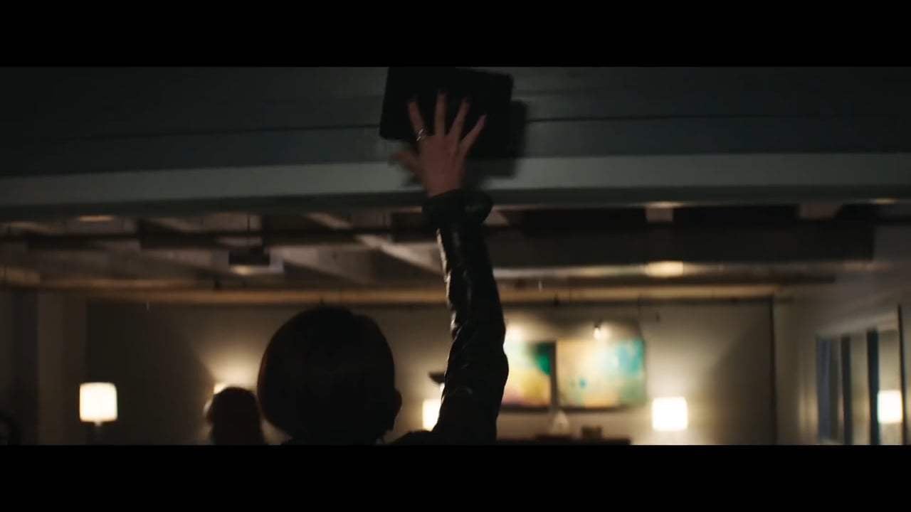 Skyscraper Theatrical Trailer (2018) Screen Capture #2