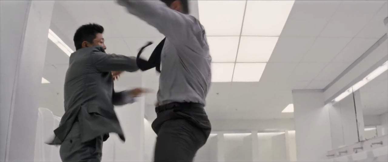 Mission: Impossible - Fallout (2018) - Bathroom Fight Screen Capture #4