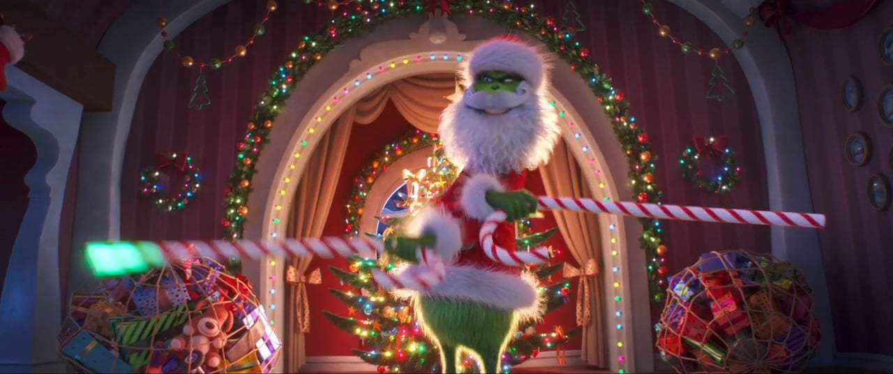 The Grinch (2018) - Stealing Christmas Screen Capture #2