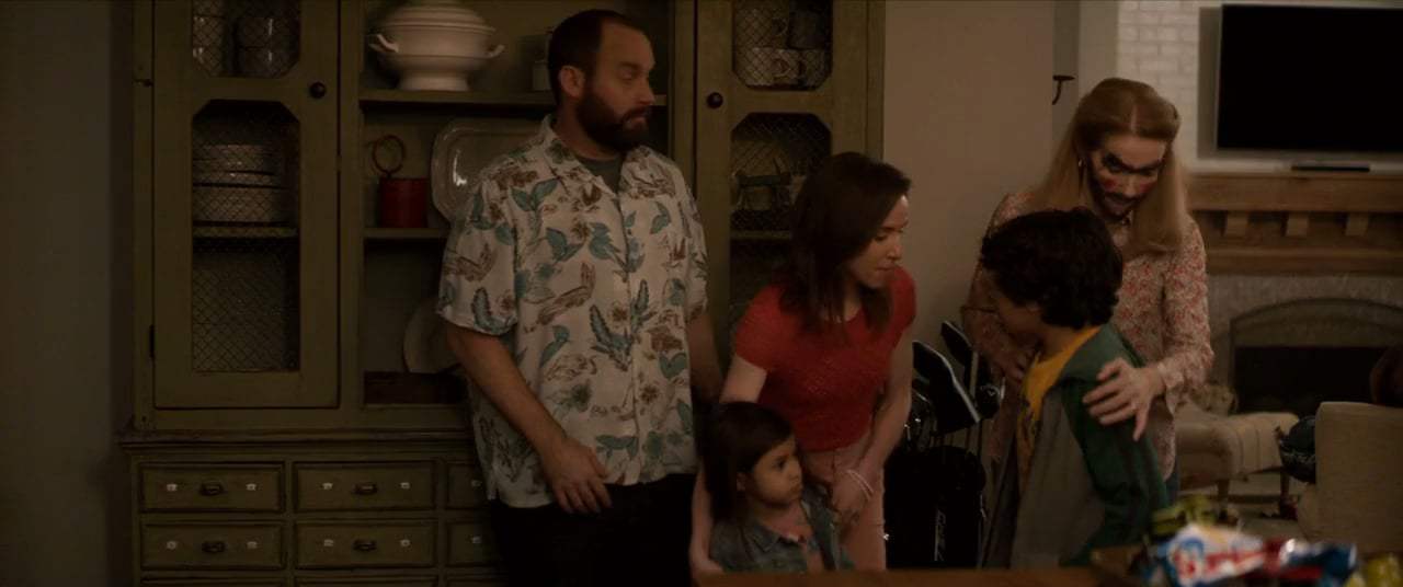 Instant Family (2018) - Dick Pic Screen Capture #4