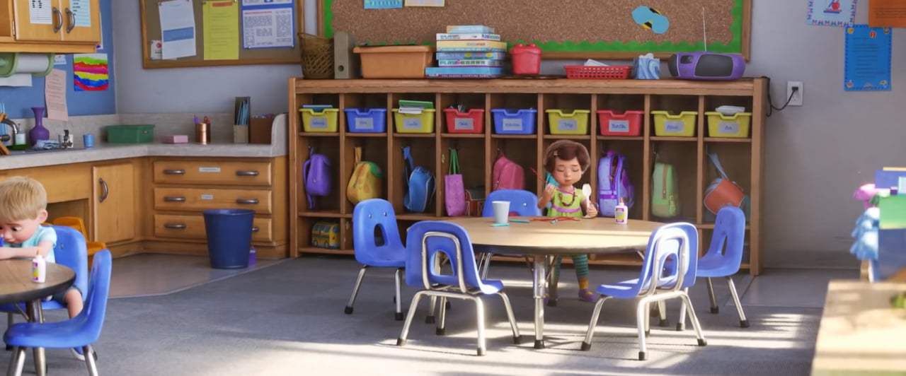 Toy Story 4 TV Spot - Making a New Friend (2019) Screen Capture #1