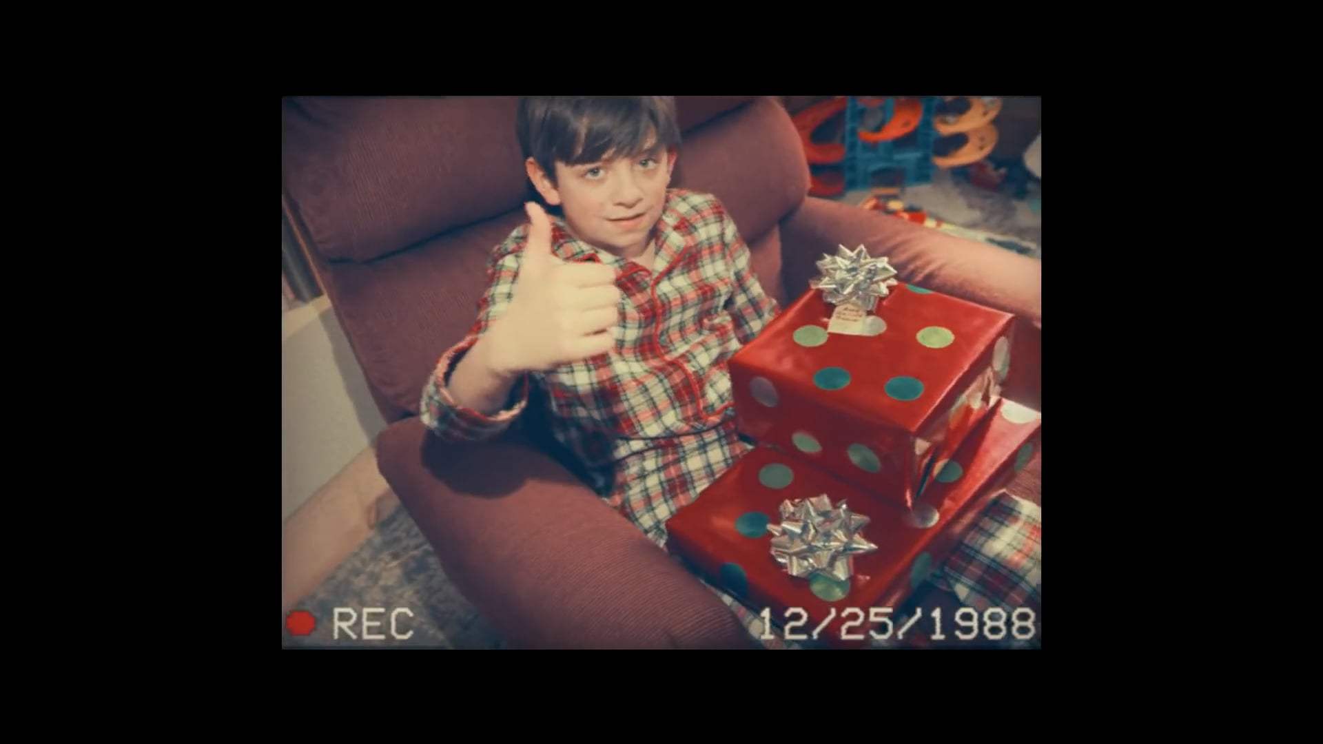 8 Bit Christmas Trailer (2021) Screen Capture #1