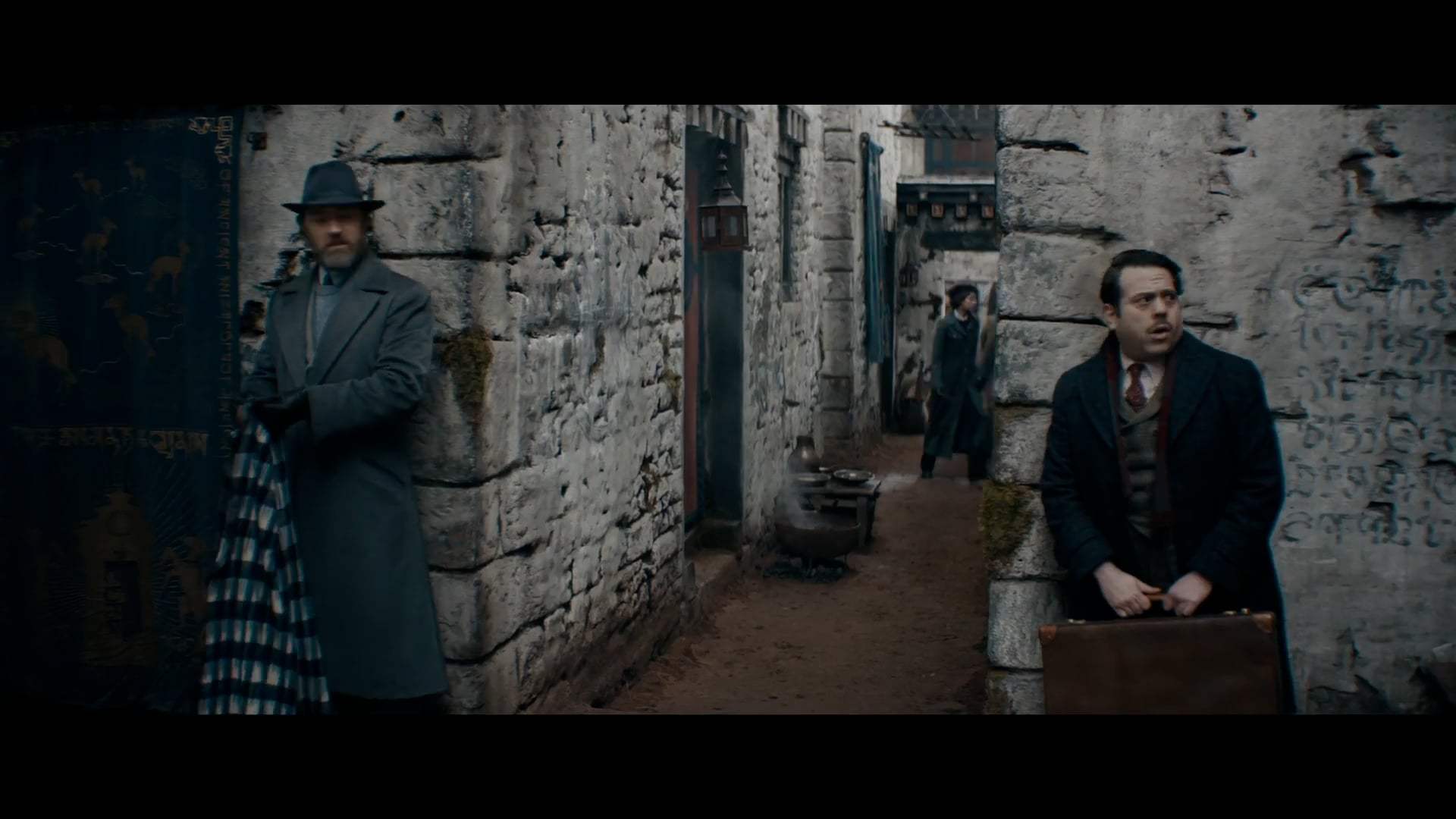 Fantastic Beasts: The Secrets of Dumbledore Theatrical Trailer (2022) Screen Capture #4