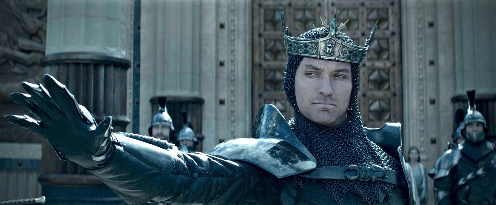King Arthur: Legend of the Sword Trailer Screencap
