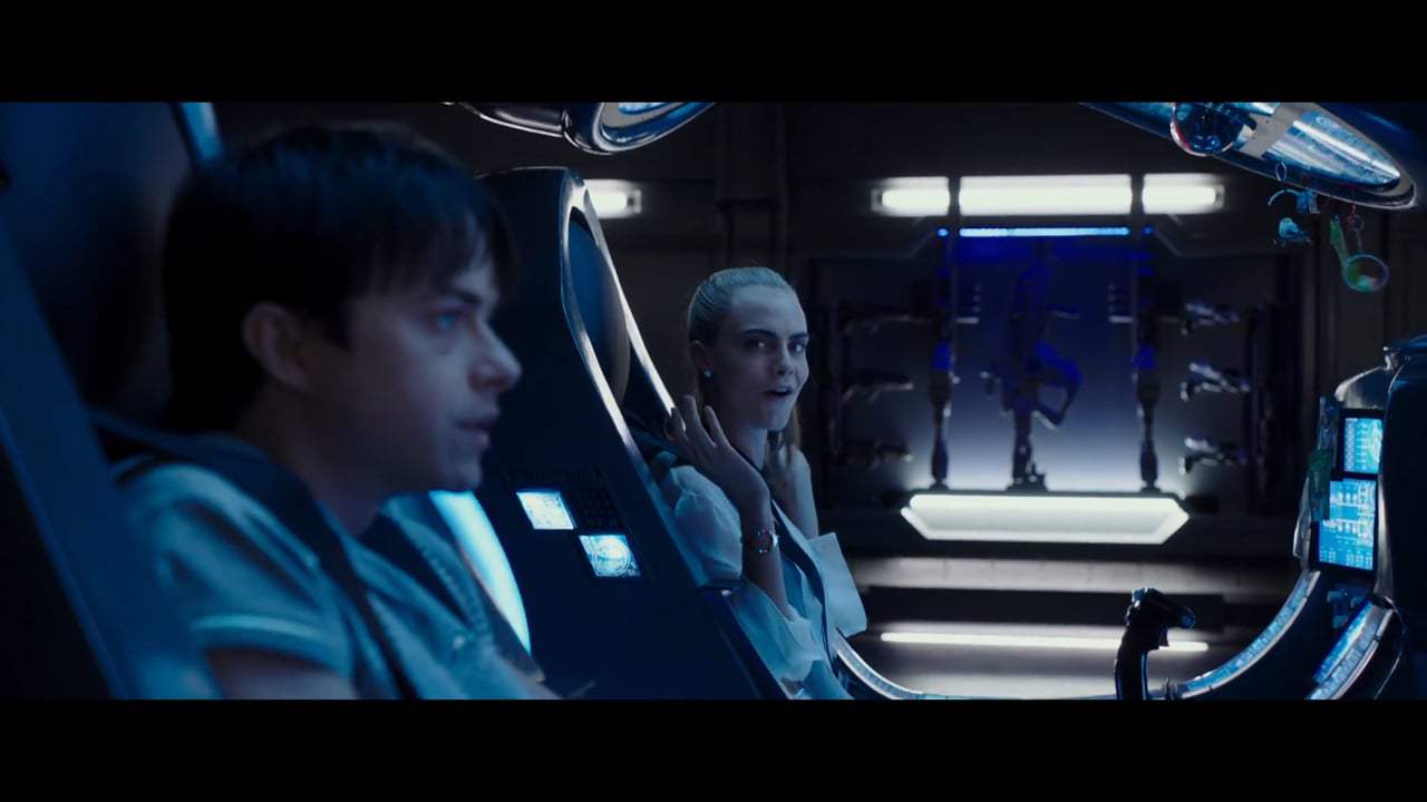 Valerian and the City of a Thousand Planets (2017) - Leaving Exo Space
