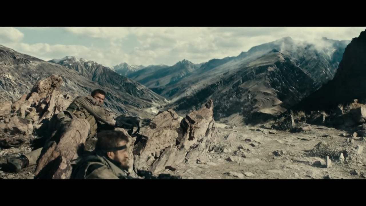 12 Strong Featurette - Fight Back (2018)