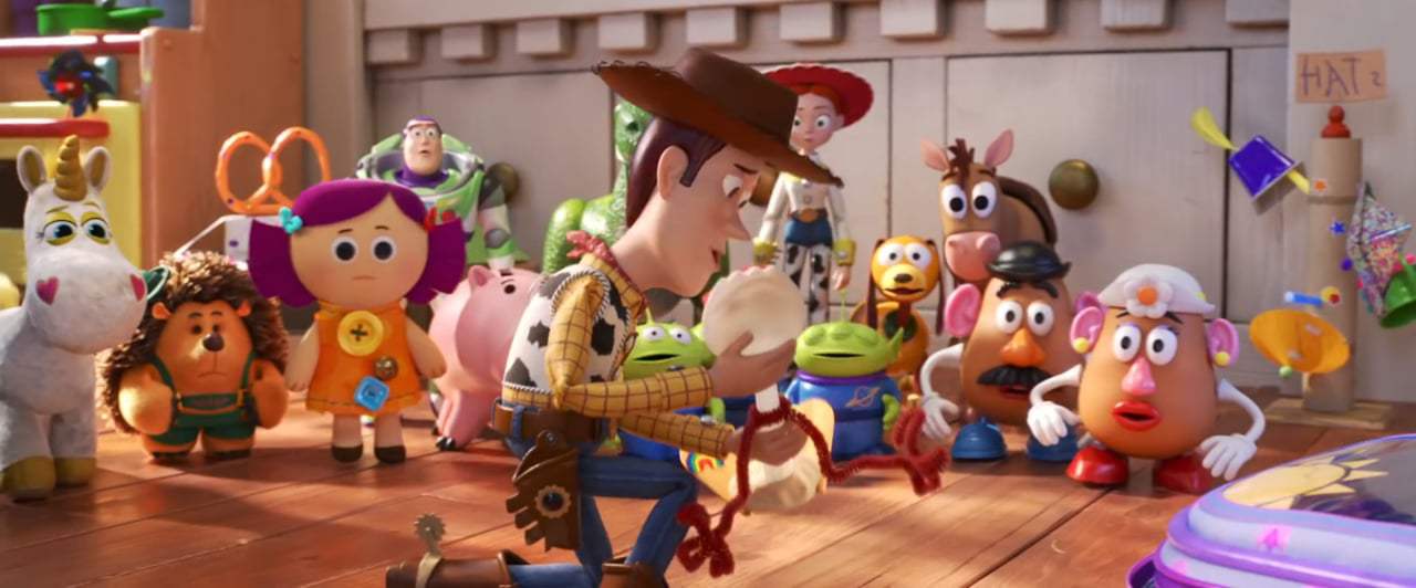 Toy Story 4 TV Spot - Making a New Friend (2019)