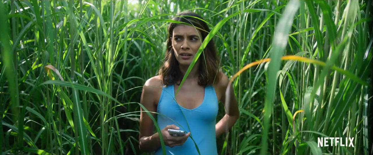 In the Tall Grass Trailer (2019)