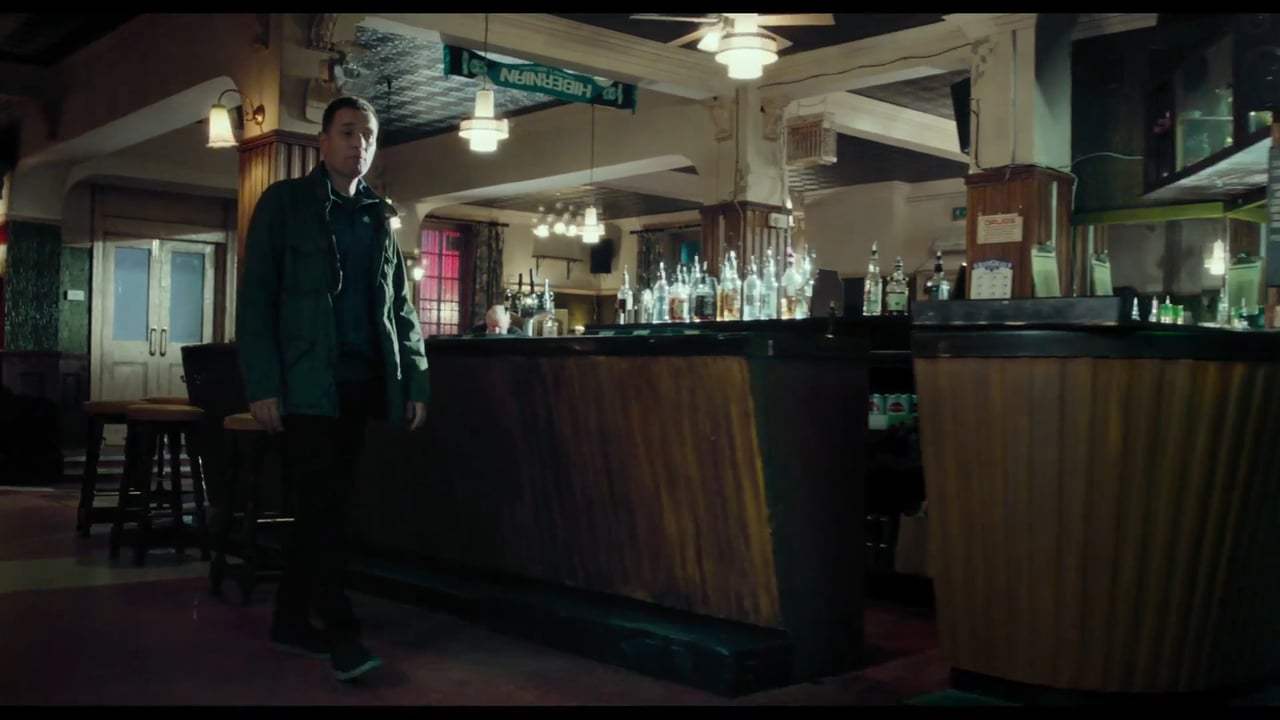 T2: Trainspotting (2017) - Sunshine Pub Reunion Screen Capture #2