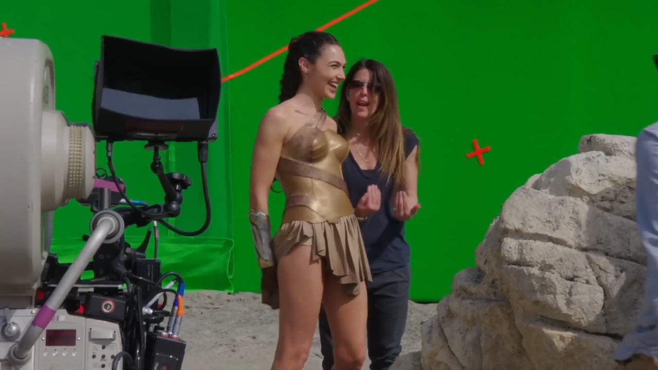 Wonder Woman Featurette - Patty Jenkins's Vision (2017) Screen Capture #3