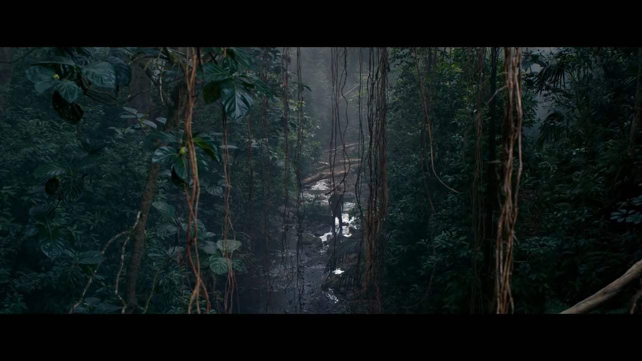 Jurassic World: Fallen Kingdom Featurette - Go Behind the Scenes (2018) Screen Capture #3