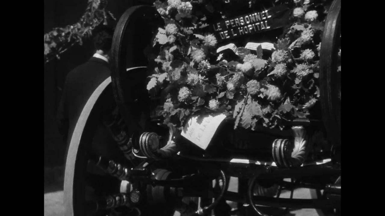 Le Corbeau Trailer (1943) Screen Capture #1
