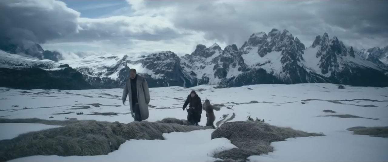Solo: A Star Wars Story Featurette - Snowball Fight (2018) Screen Capture #1