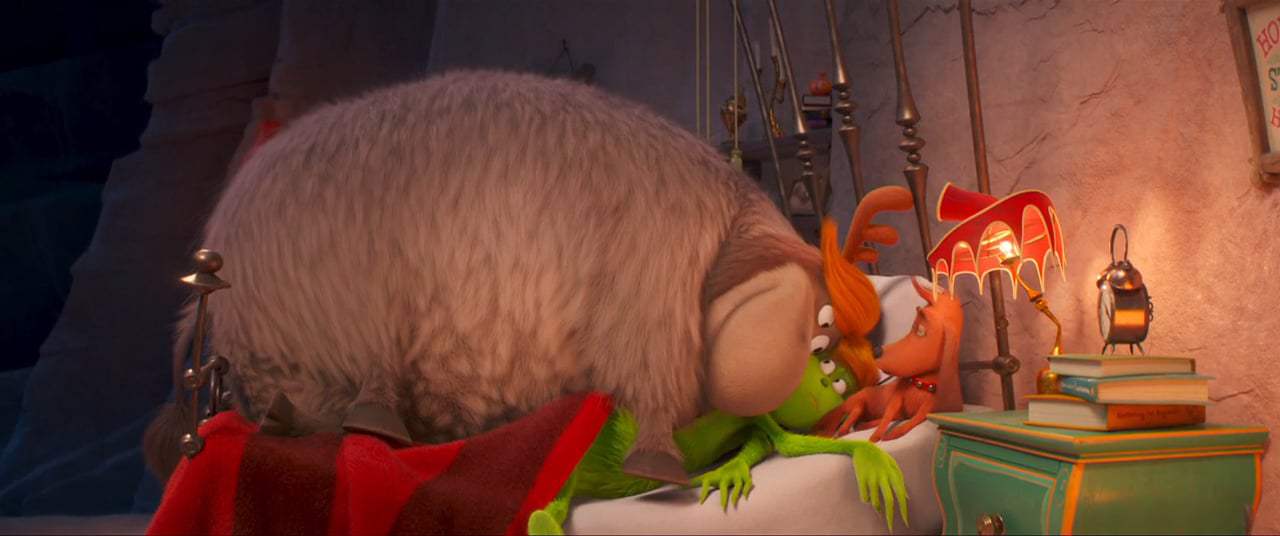 The Grinch (2018) - Jump in Bed Screen Capture #4