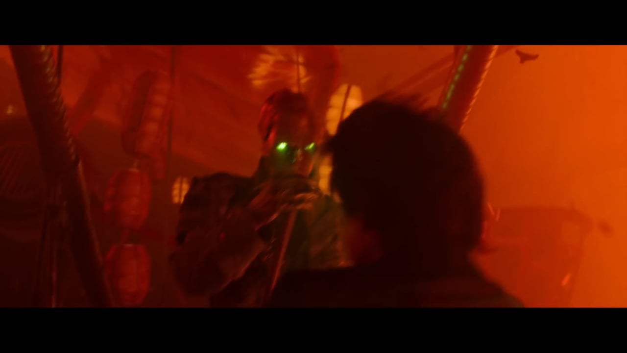 Mortal Engines Featurette - Shrike (2018) Screen Capture #4