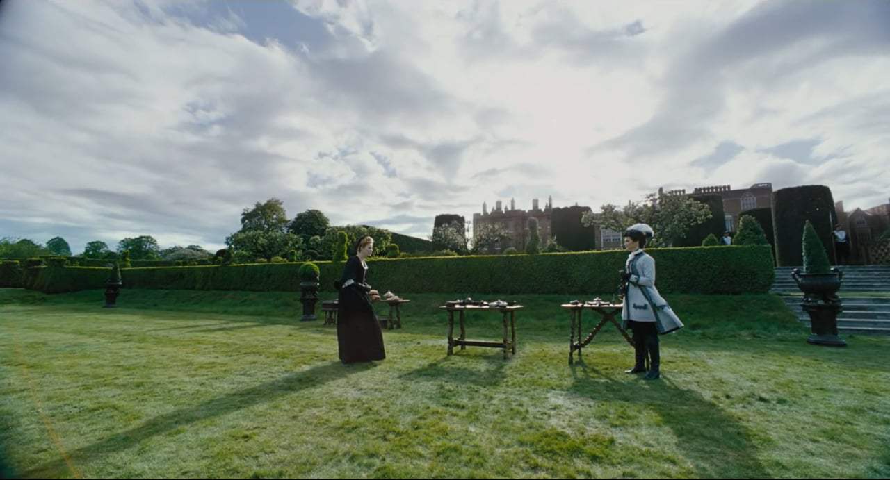 The Favourite (2018) - Shooting Screen Capture #1