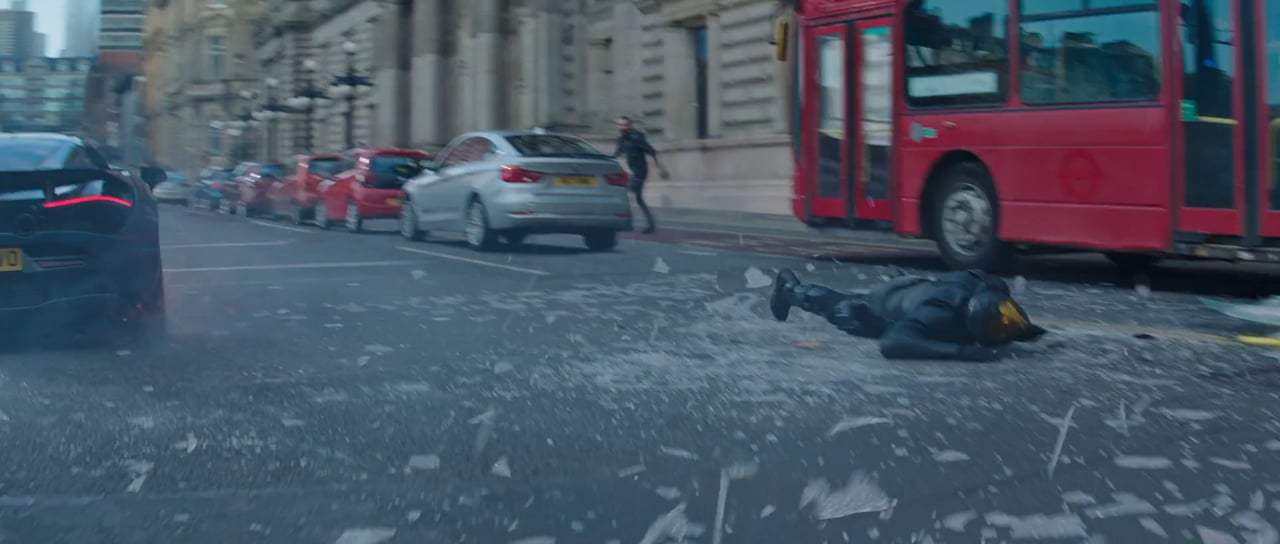 Fast & Furious Presents: Hobbs & Shaw Final Trailer (2019) Screen Capture #2