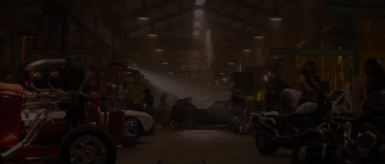 Fast & Furious Presents: Hobbs & Shaw Final Trailer (2019) Screen Capture #3