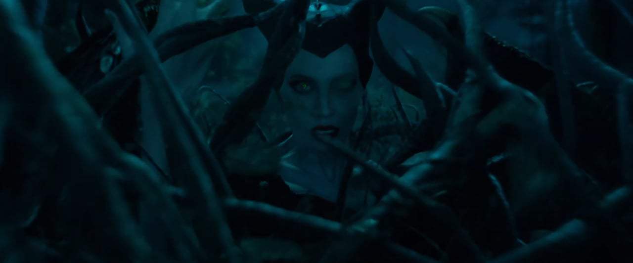 Maleficent: Mistress of Evil TV Spot - Something Evil (2019) Screen Capture #3