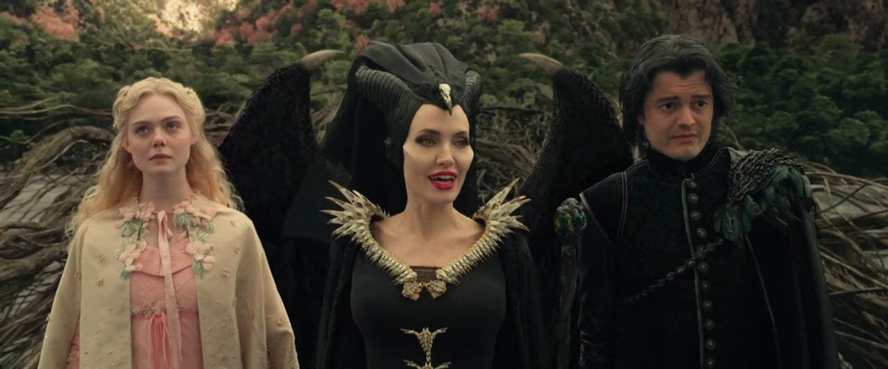 Maleficent: Mistress of Evil TV Spot - Something Evil (2019) Screen Capture #4