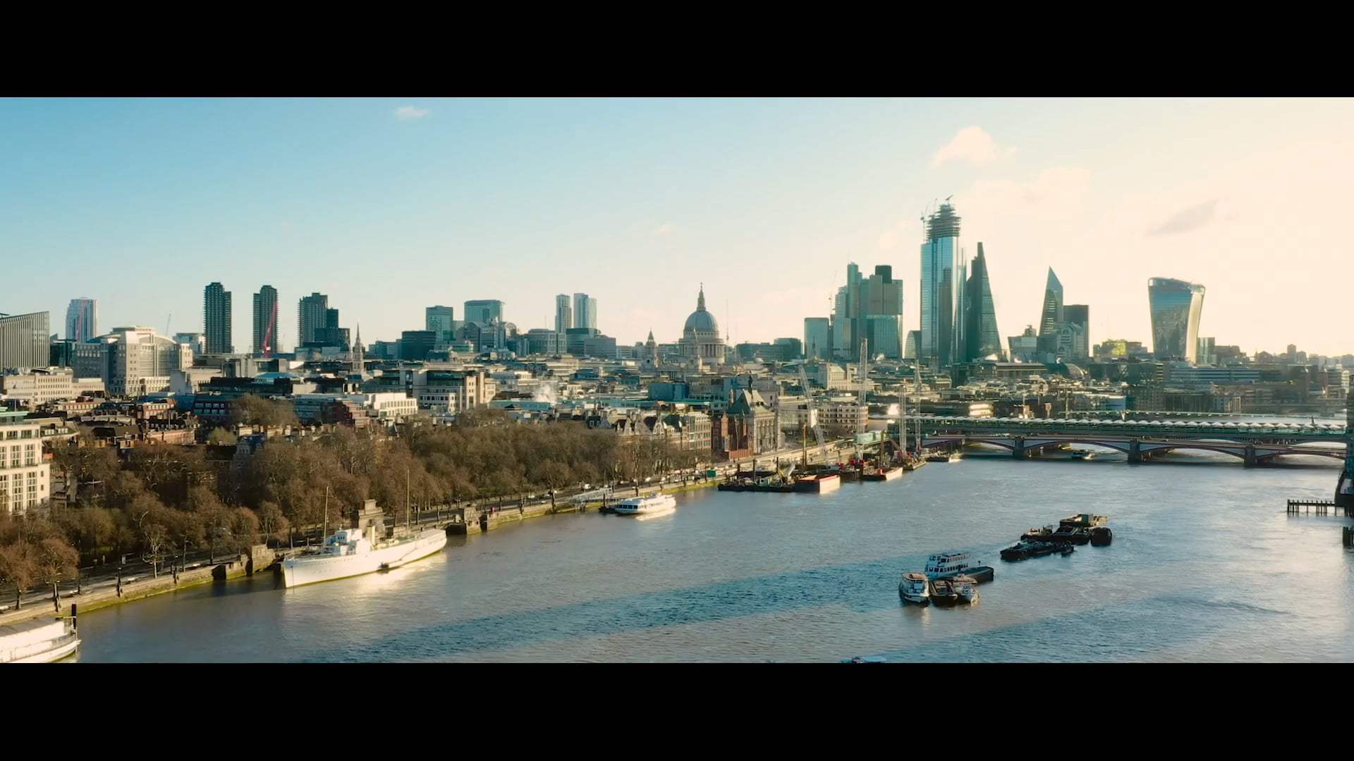 SAS: Red Notice Trailer (2021) Screen Capture #2