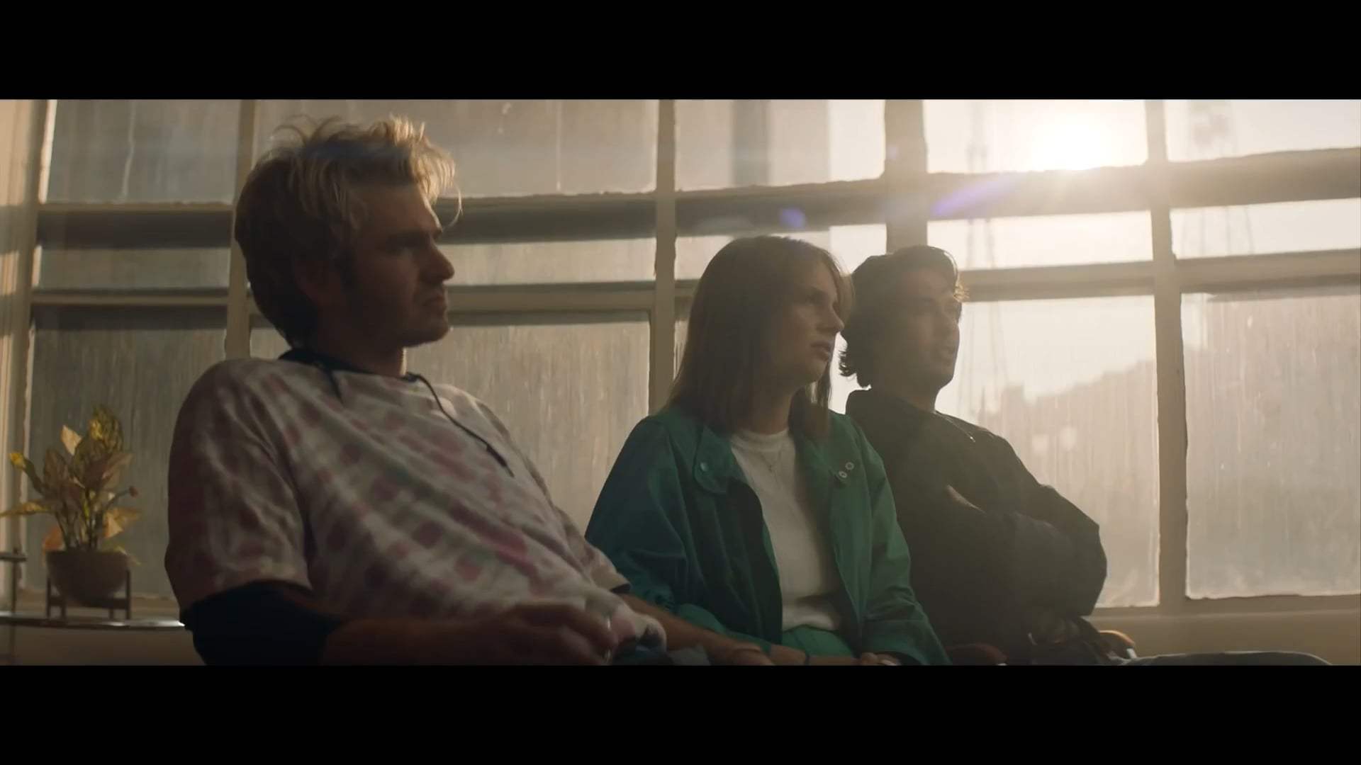 Mainstream Trailer (2021) Screen Capture #2