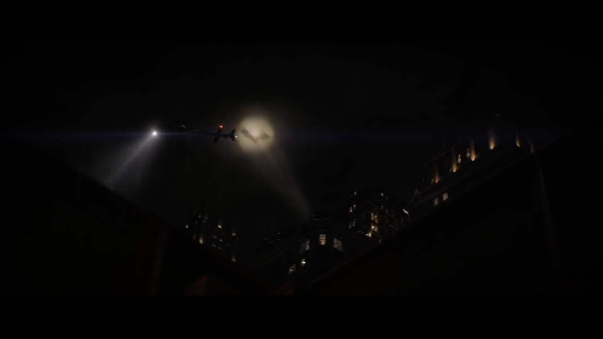 The Batman Featurette - Little Caesars Sneak Peak (2021) Screen Capture #2