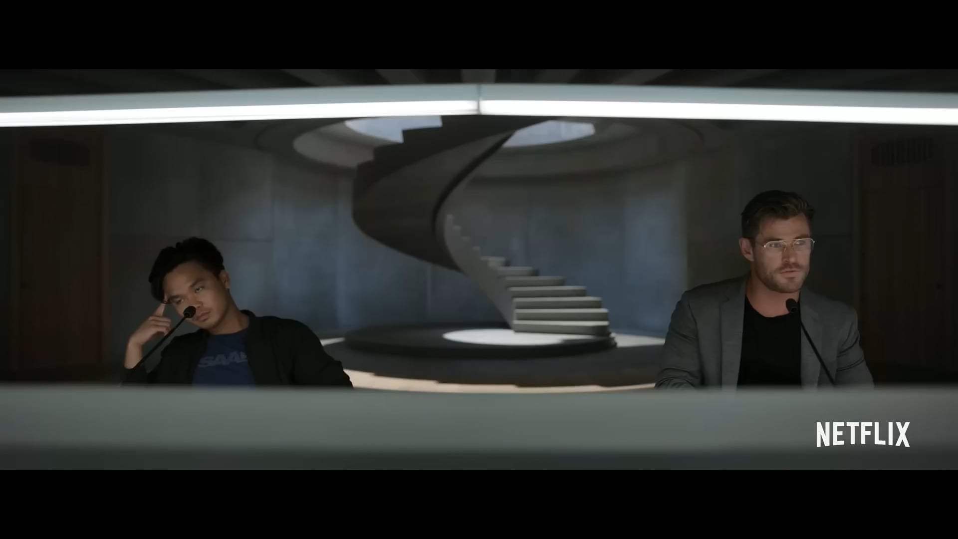 Spiderhead Trailer (2022) Screen Capture #2