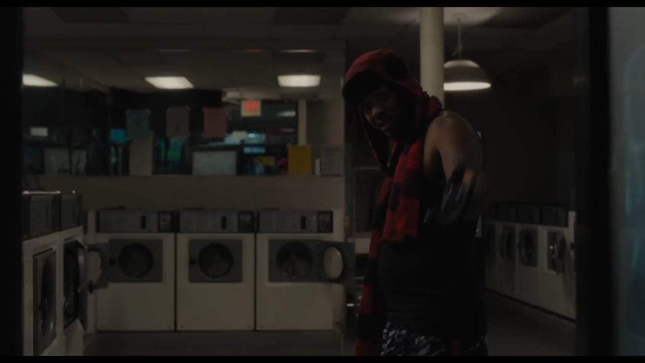 Paterson (2016) - Laundromat