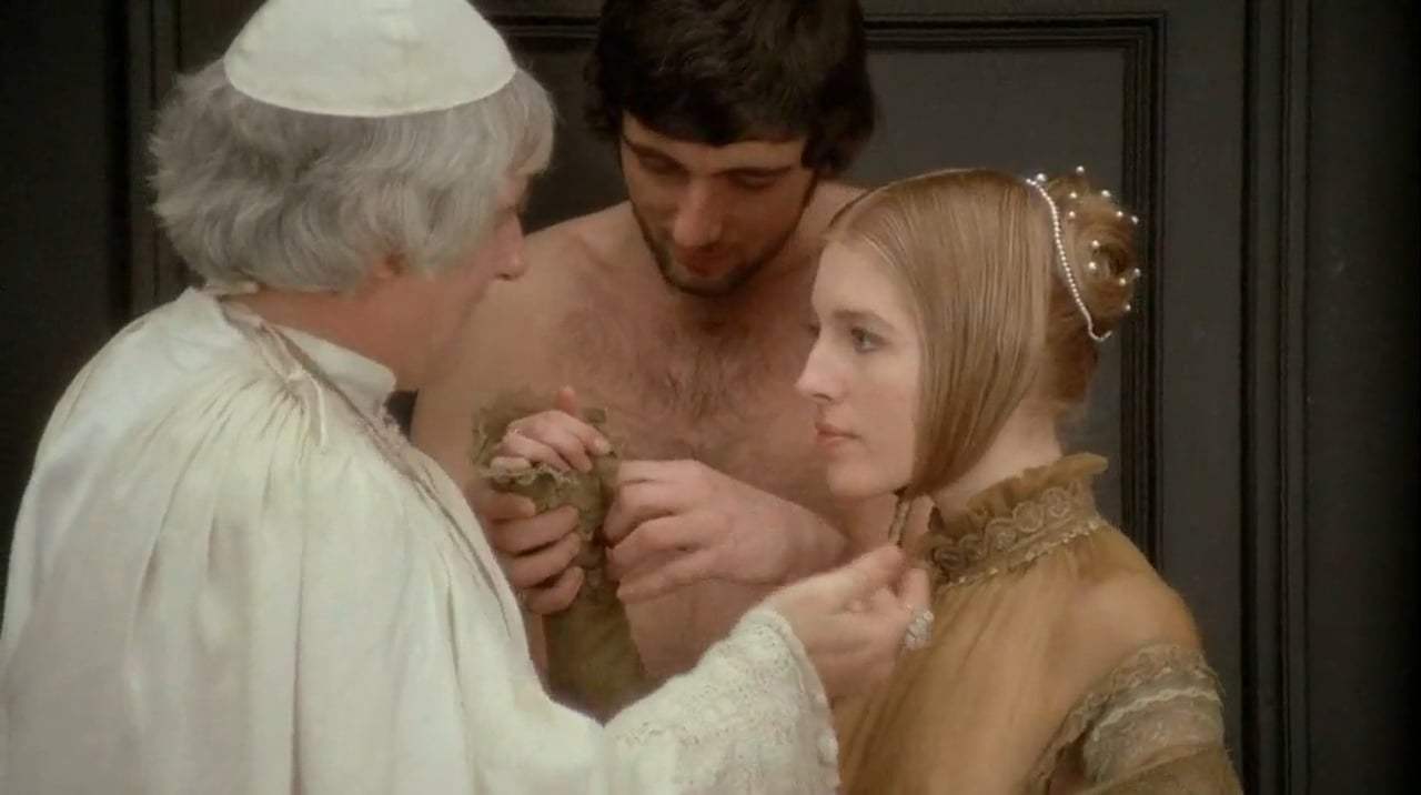 Immoral Tales (1974) - Undressing