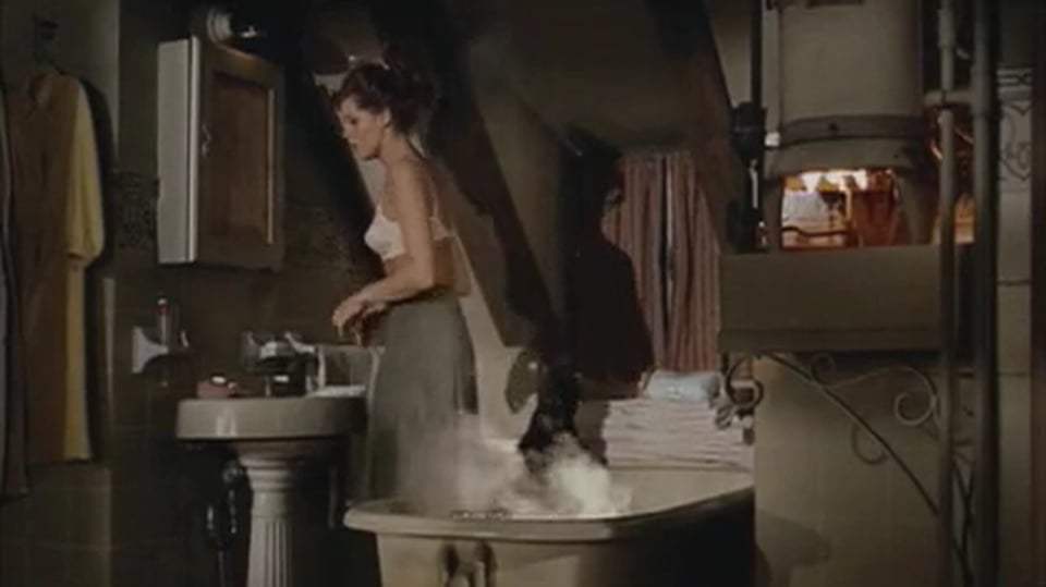 The Collector (1965) - Bath